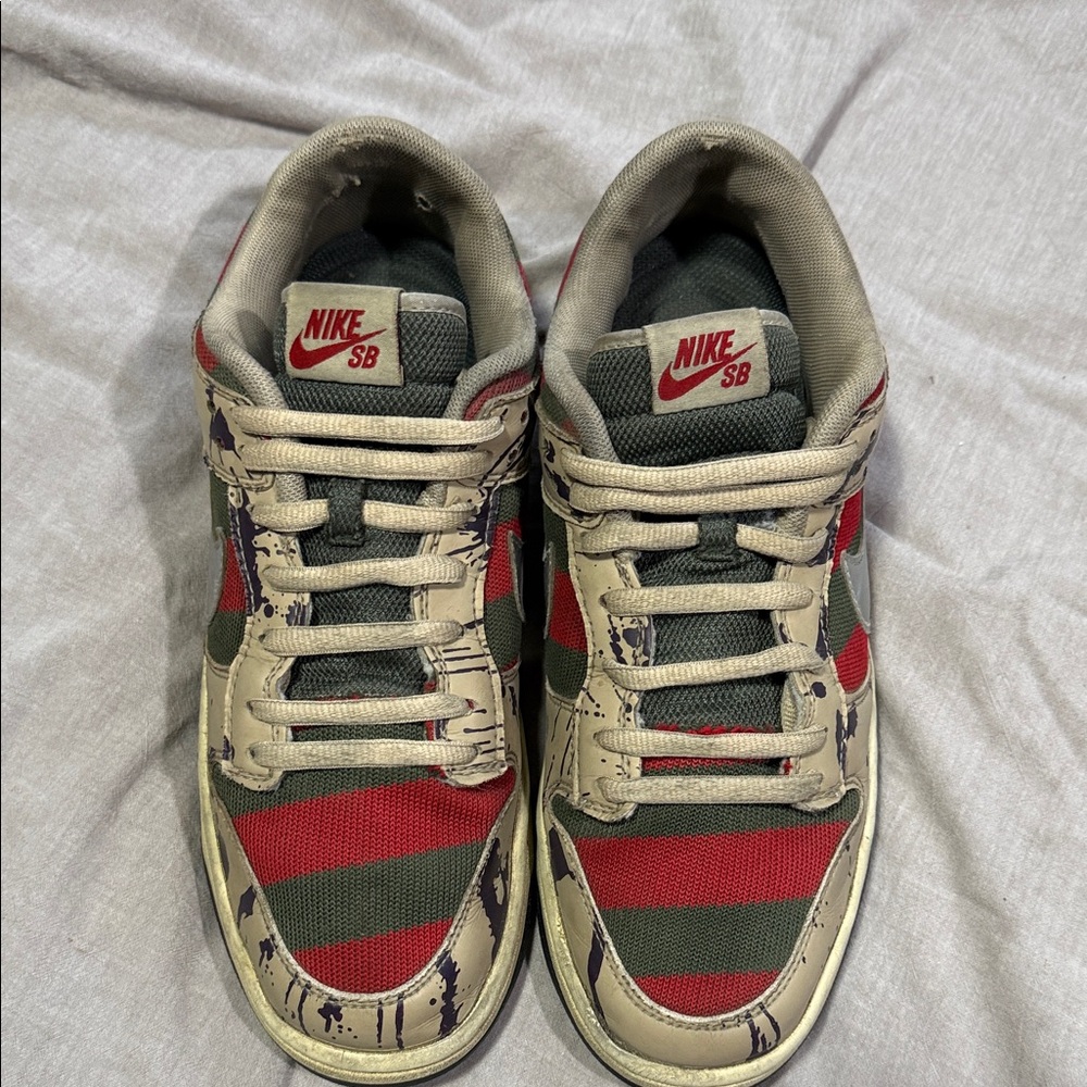 Nike Freddie Krueger SB dunks